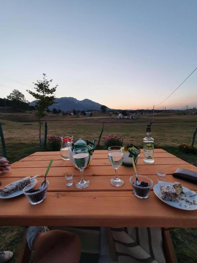 Hotel Karadzic Žabljak Esterno foto